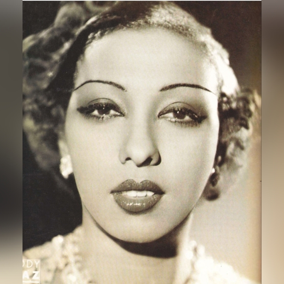 🌟 🎭 💍💄A Tribute to Beautiful Women of the Past! ✨️♥️🌹👠💎📿 - Picture 16 of 16